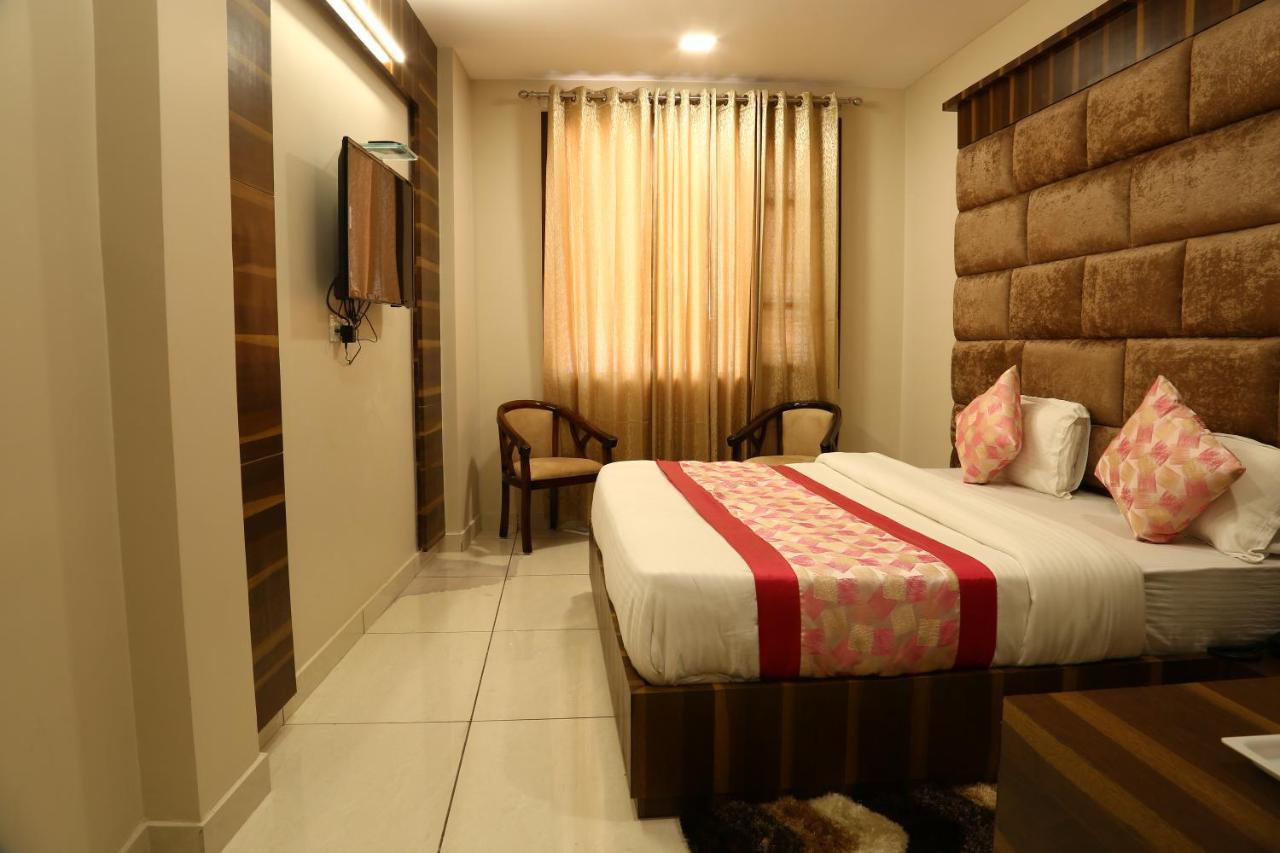 Hotel Kush Ganga - 50 Meter From Har Ki Pauri, Haridwar Exterior photo