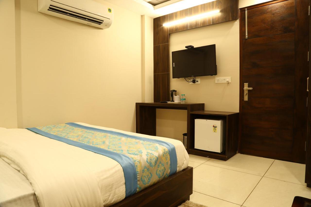 Hotel Kush Ganga - 50 Meter From Har Ki Pauri, Haridwar Exterior photo